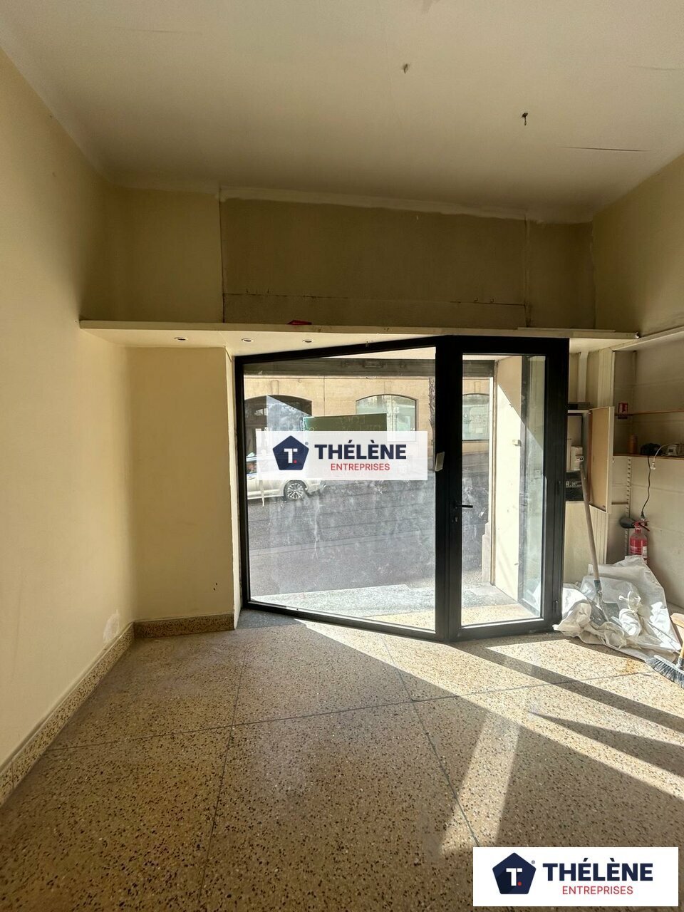 THELENE LOCATION-LOCAL COMMERCIAL-MONTPELLIER-34