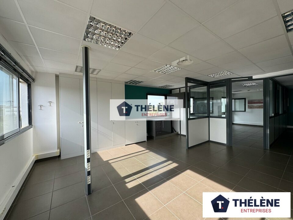 THELENE LOCATION-BUREAUX-PEROLS-34