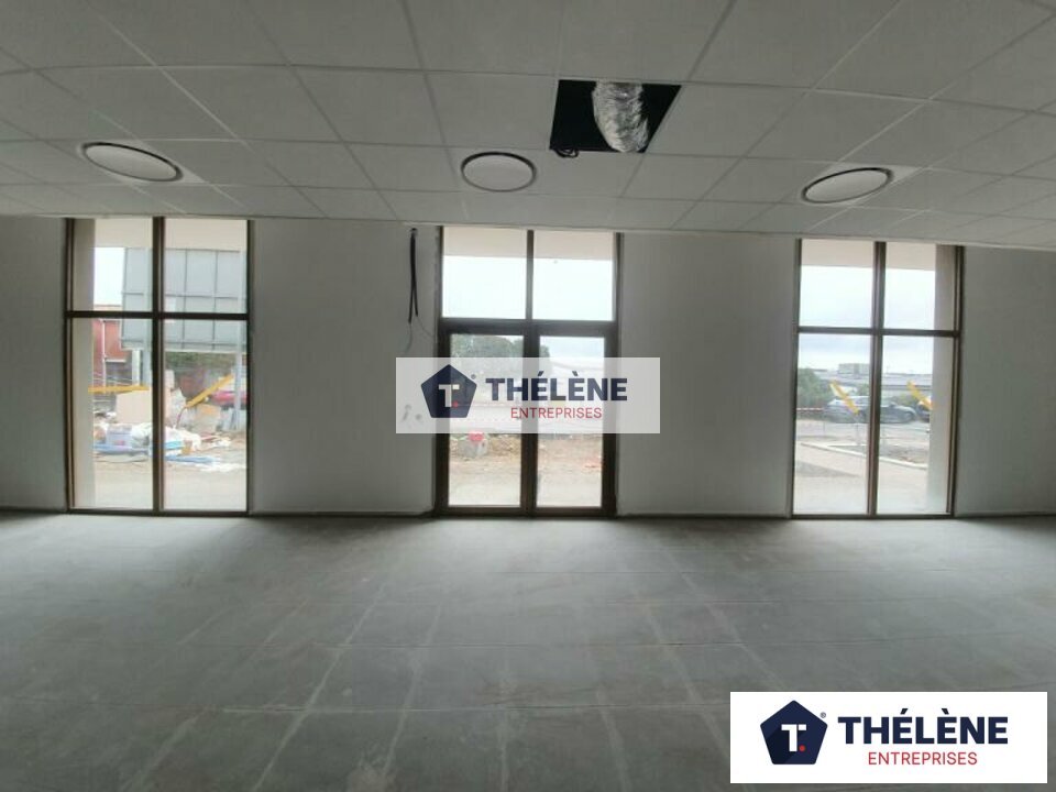 THELENE LOCATION-LOCAL COMMERCIAL-LE_CRES-34