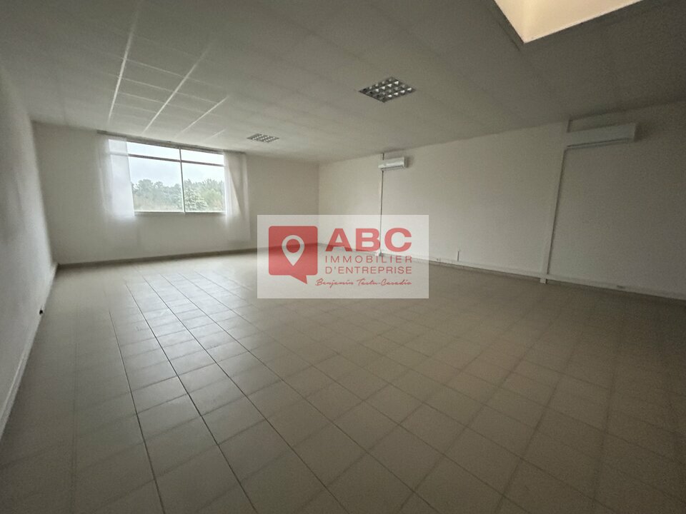 ABC IE LOCATION-BUREAUX-LE_CRES-34