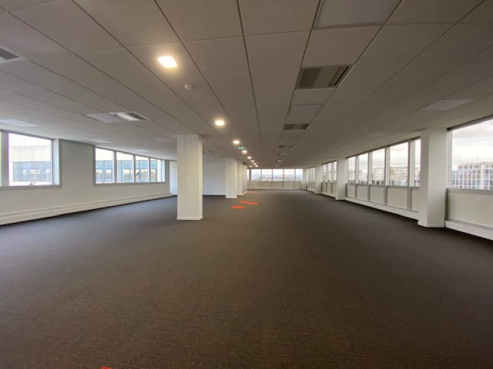 AP CONSEIL IMMO LOCATION-BUREAUX-VELIZY_VILLACOUBLAY-78