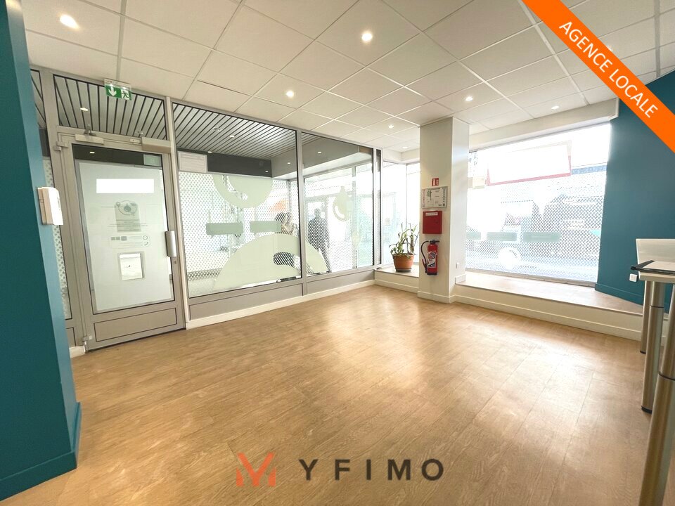 YFIMO LOCATION-LOCAL COMMERCIAL-MANTES-LA-JOLIE-78