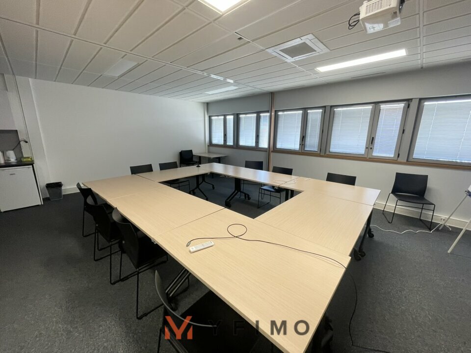 YFIMO LOCATION-BUREAUX-BUCHELAY-78