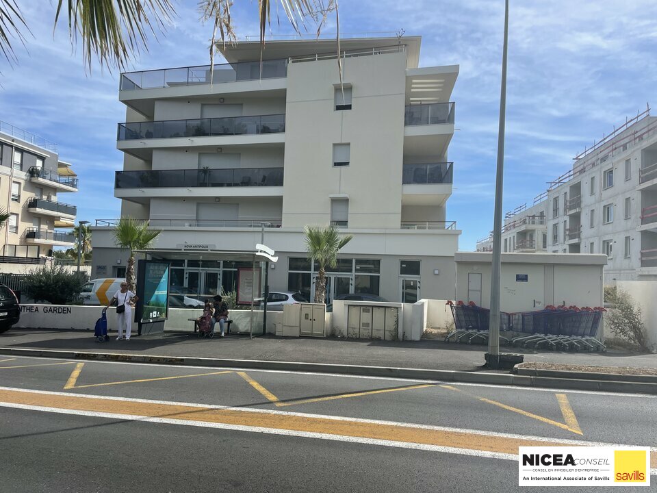 SAVILLS NICEA CONSEIL LOCATION-LOCAL COMMERCIAL-ANTIBES-06