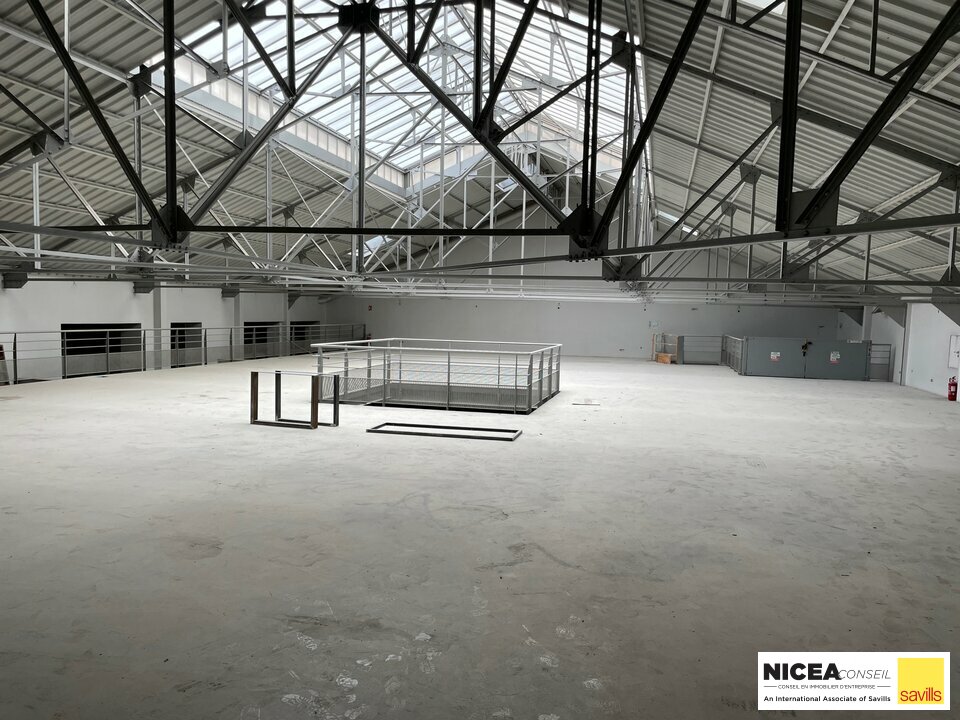 SAVILLS NICEA CONSEIL VENTE-LOCAL COMMERCIAL-CANNES-06