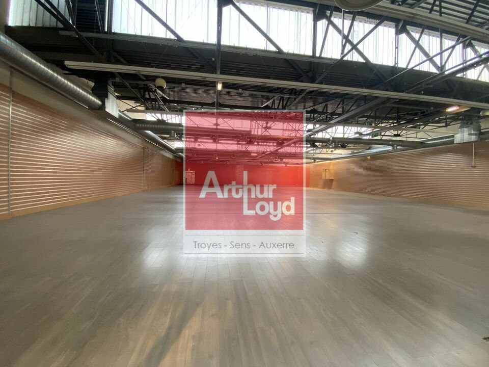 ARTHUR LOYD TROYES LOCATION-LOCAL COMMERCIAL-PONT_SAINTE_MARIE-10