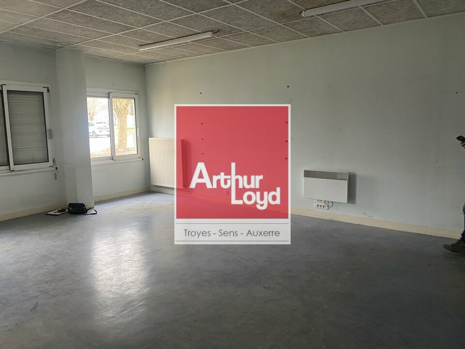 ARTHUR LOYD TROYES LOCATION-BUREAUX-SAINTE-SAVINE-10
