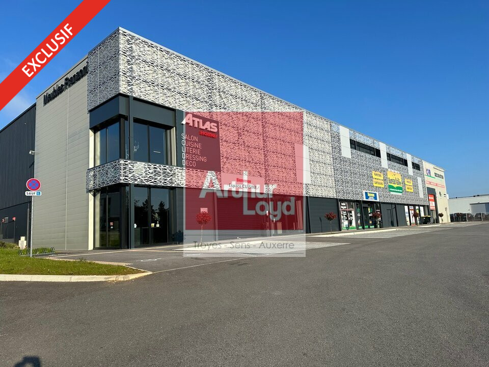 ARTHUR LOYD TROYES LOCATION-LOCAL COMMERCIAL-CHAUMONT-52