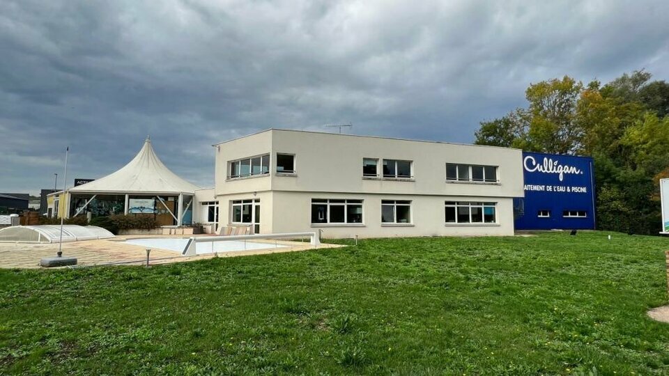 ARTHUR LOYD TROYES LOCATION-LOCAL COMMERCIAL-AUXERRE-89