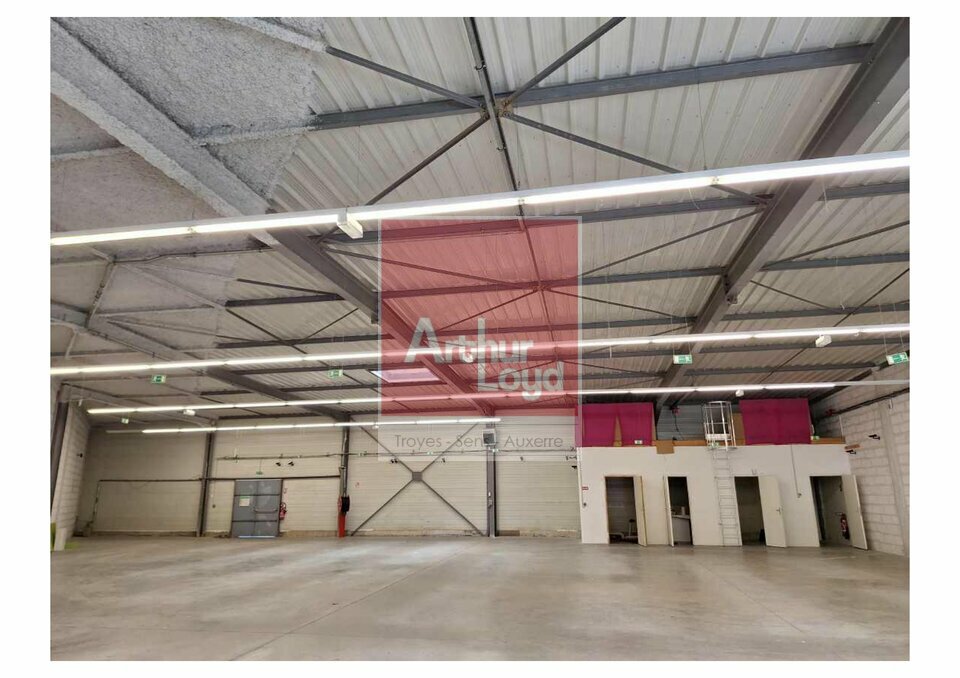 ARTHUR LOYD TROYES LOCATION-LOCAL COMMERCIAL-AUXERRE-89