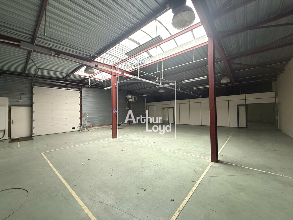 ARTHUR LOYD 77-91 LOCATION-LOCAL D'ACTIVITE-VULAINES_SUR_SEINE-77