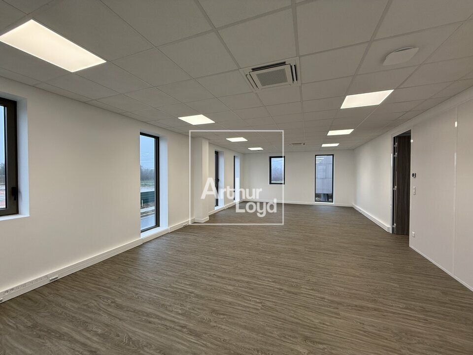 ARTHUR LOYD 77-91 LOCATION-BUREAUX-CROISSY_BEAUBOURG-77