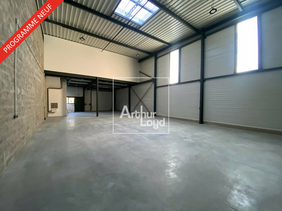 ARTHUR LOYD 77-91 LOCATION-LOCAL D'ACTIVITE-LIEUSAINT-77