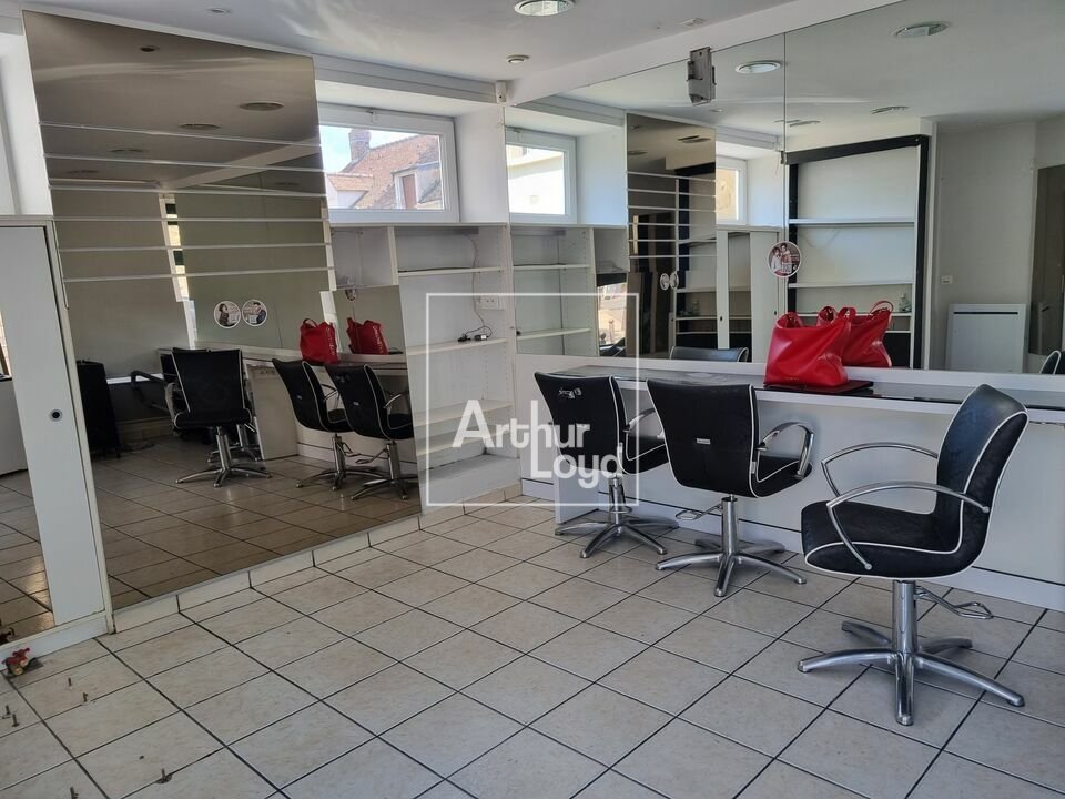 ARTHUR LOYD 77-91 VENTE-LOCAL COMMERCIAL-AVON-77
