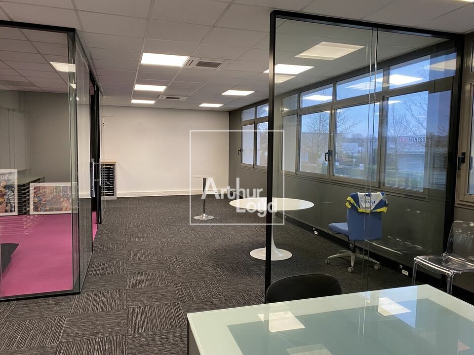 ARTHUR LOYD 77-91 LOCATION-BUREAUX-SAINT_PIERRE_DU_PERRAY-91