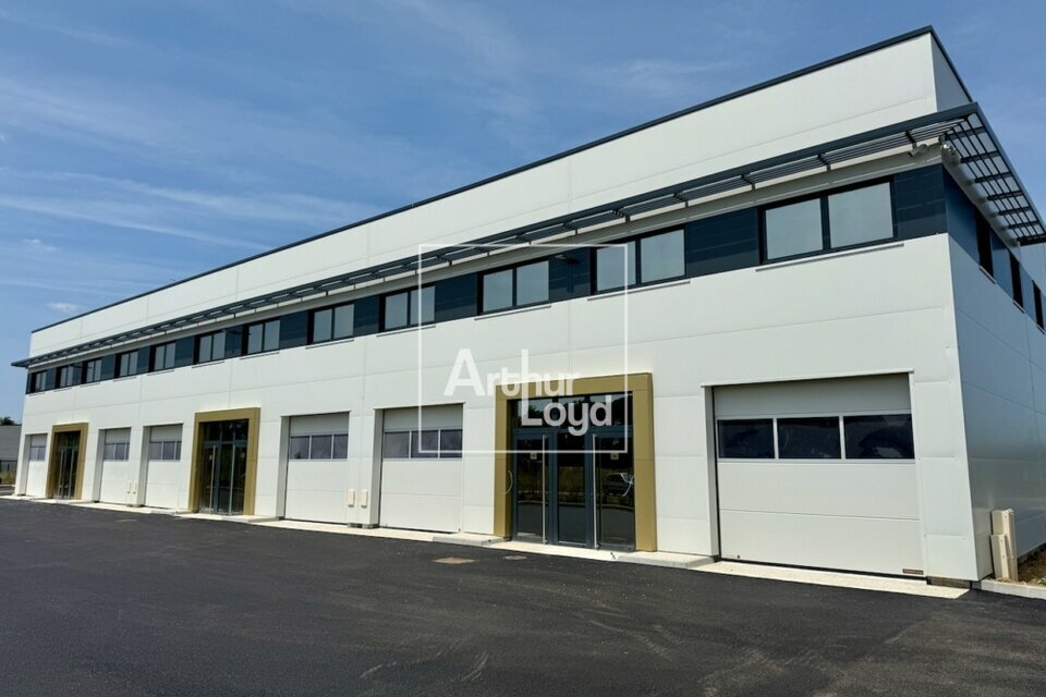 ARTHUR LOYD 77-91 LOCATION-LOCAL D'ACTIVITE-SAINT_PIERRE_DU_PERRAY-91