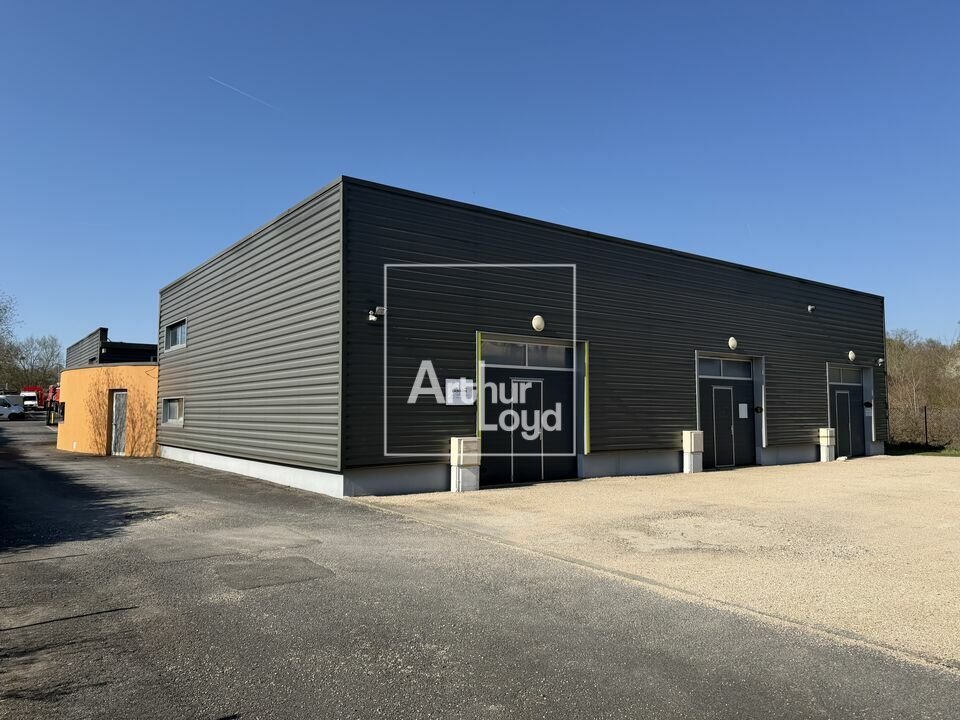 ARTHUR LOYD 77-91 VENTE-LOCAL D'ACTIVITE-CHARTRETTES-77