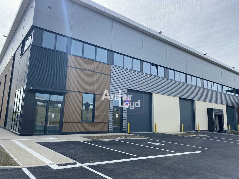 ARTHUR LOYD 77-91 LOCATION-LOCAL D'ACTIVITE-CHAMPLAN-91