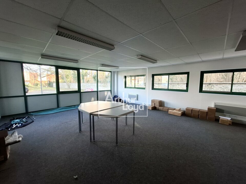 ARTHUR LOYD 77-91 LOCATION-BUREAUX-LE_MEE_SUR_SEINE-77