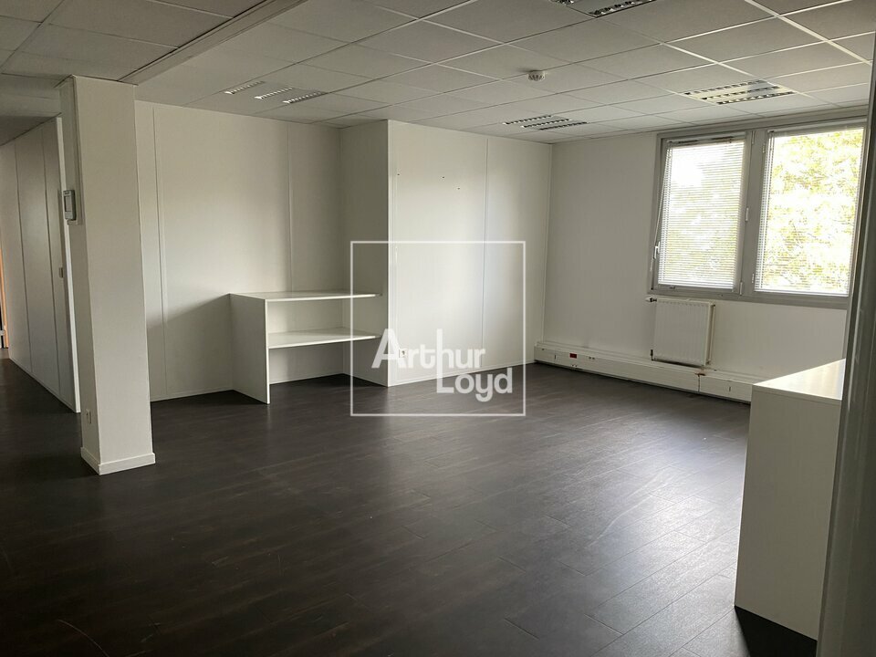 ARTHUR LOYD 77-91 VENTE-BUREAUX-EVRY-COURCOURONNES-91