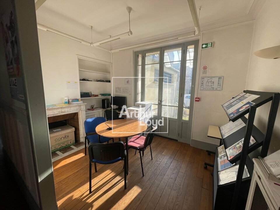 ARTHUR LOYD 77-91 VENTE-BUREAUX-MELUN-77