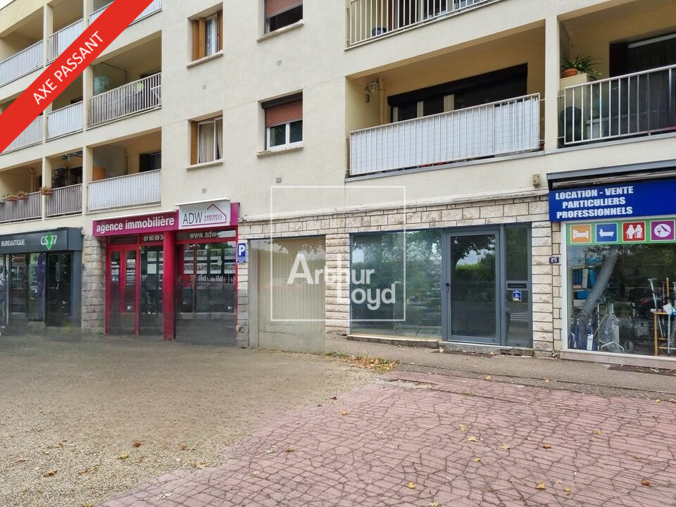 ARTHUR LOYD 77-91 LOCATION-LOCAL COMMERCIAL-MELUN-77