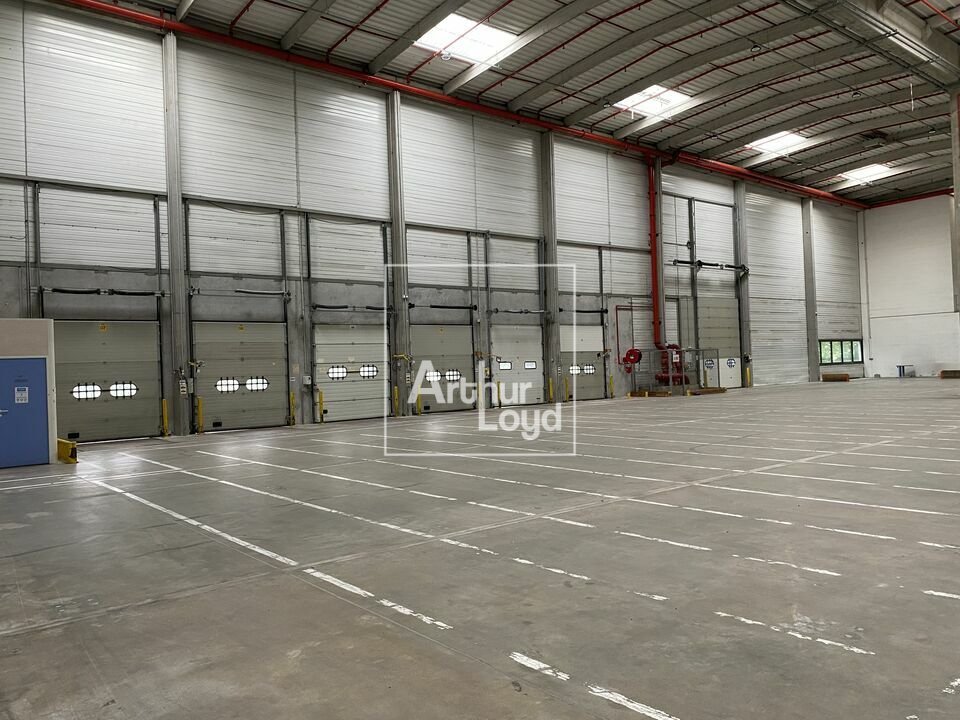 ARTHUR LOYD 77-91 LOCATION-ENTREPOT-COMBS_LA_VILLE-77