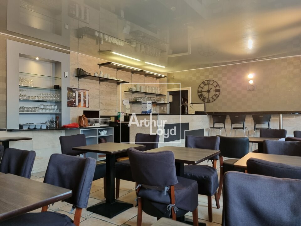 ARTHUR LOYD 77-91 VENTE-LOCAL COMMERCIAL-VOISENON-77