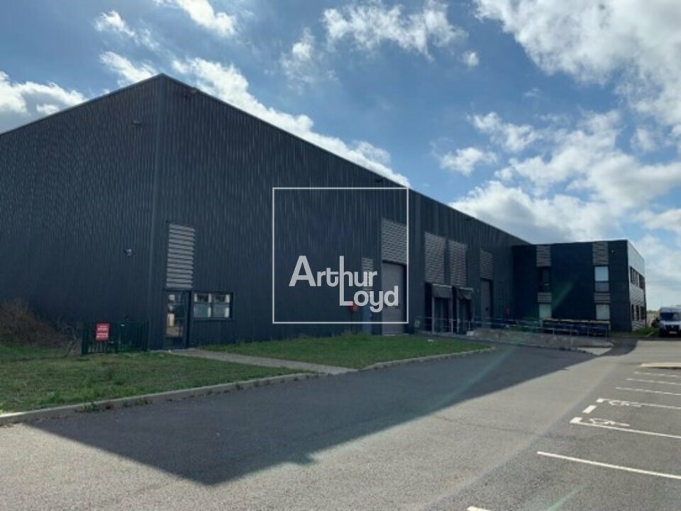 ARTHUR LOYD 77-91 LOCATION-LOCAL D'ACTIVITE-LIEUSAINT-77