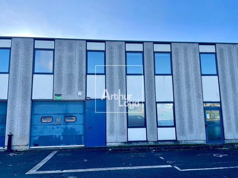 ARTHUR LOYD 77-91 VENTE-LOCAL D'ACTIVITE-VAUX_LE_PENIL-77