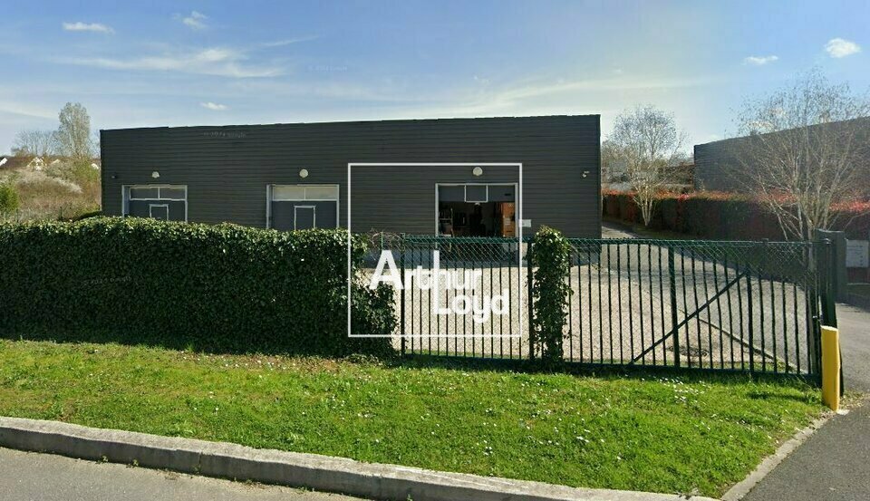 ARTHUR LOYD 77-91 LOCATION-ENTREPOT-CHARTRETTES-77