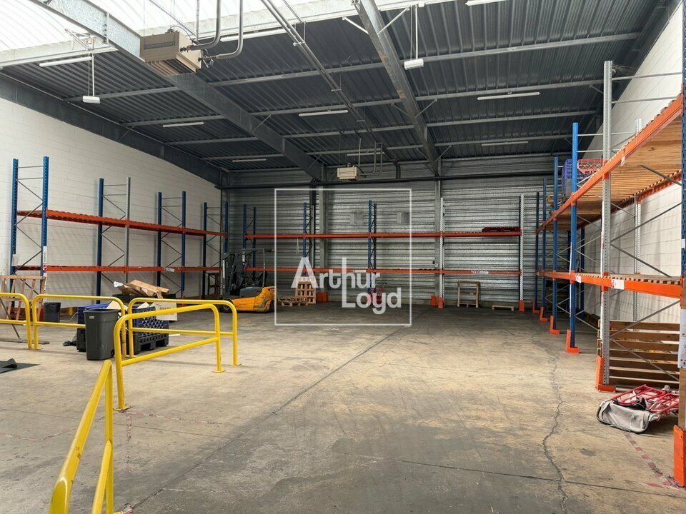 ARTHUR LOYD 77-91 LOCATION-LOCAL D'ACTIVITE-VAUX_LE_PENIL-77