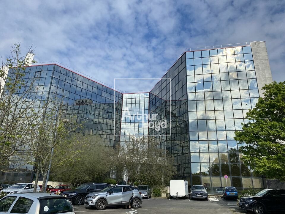 ARTHUR LOYD 77-91 LOCATION-BUREAUX-COURCOURONNES-91