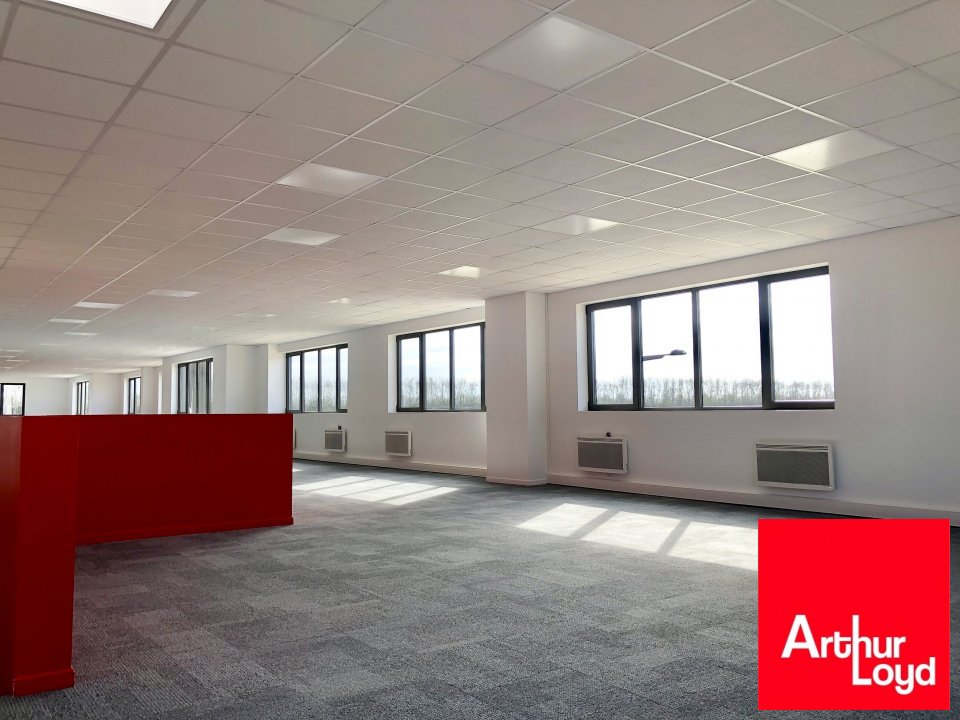 ARTHUR LOYD 77-91 VENTE-LOCAL D'ACTIVITE-SAINT_PIERRE_DU_PERRAY-91