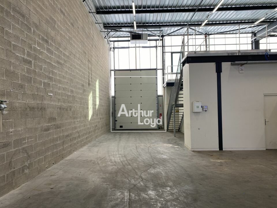 ARTHUR LOYD 77-91 LOCATION-LOCAL D'ACTIVITE-LE_COUDRAY_MONTCEAUX-91