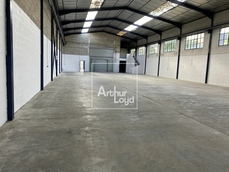 ARTHUR LOYD 77-91 LOCATION-ENTREPOT-MORANGIS-91