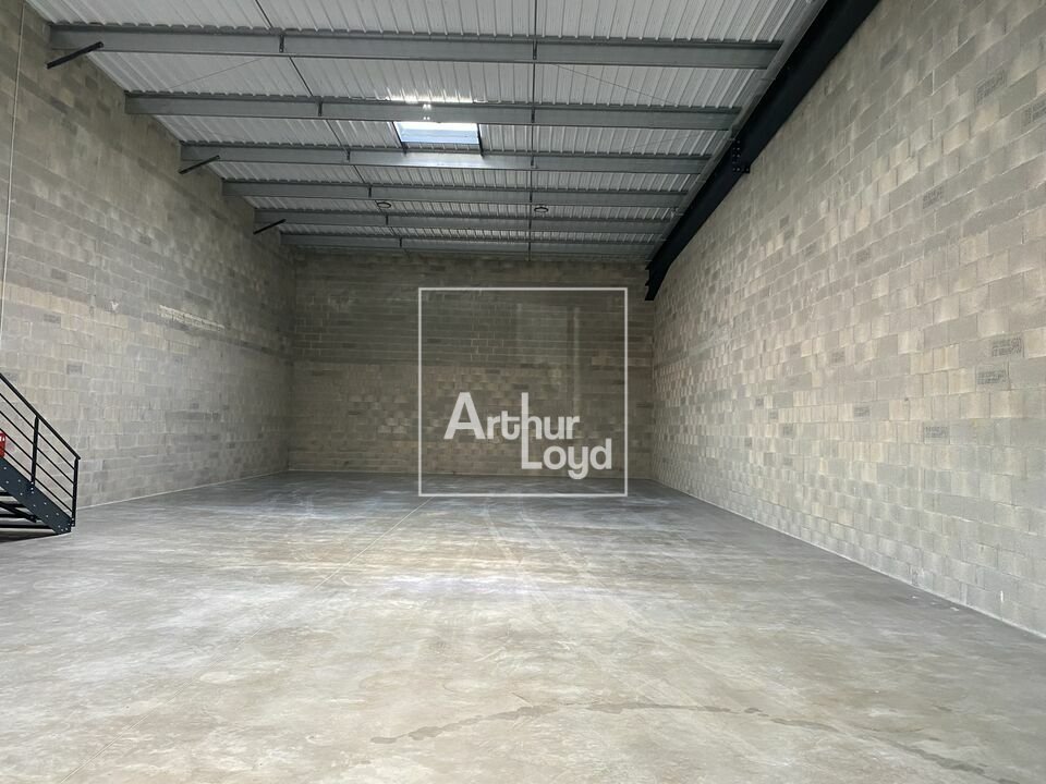 ARTHUR LOYD 77-91 LOCATION-LOCAL D'ACTIVITE-AVRAINVILLE-91