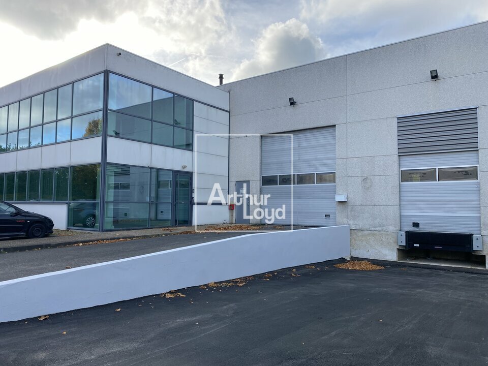 ARTHUR LOYD 77-91 LOCATION-LOCAL D'ACTIVITE-CHILLY_MAZARIN-91