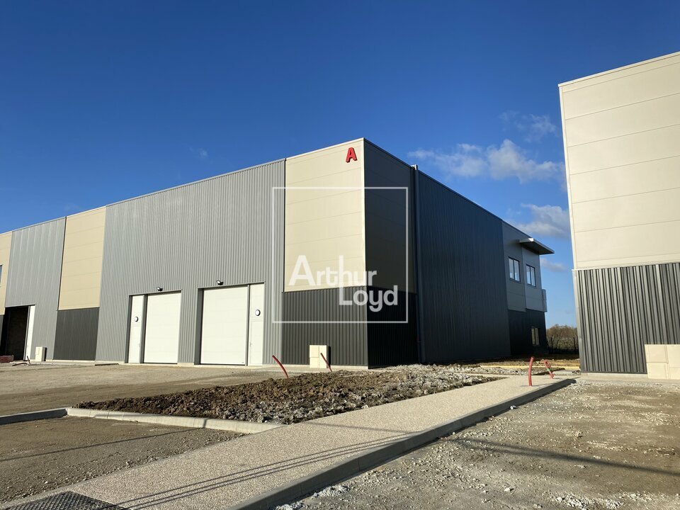 ARTHUR LOYD 77-91 VENTE-LOCAL D'ACTIVITE-SAINT_PIERRE_DU_PERRAY-91