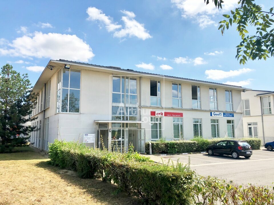 ARTHUR LOYD 77-91 VENTE-BUREAUX-LIEUSAINT-77