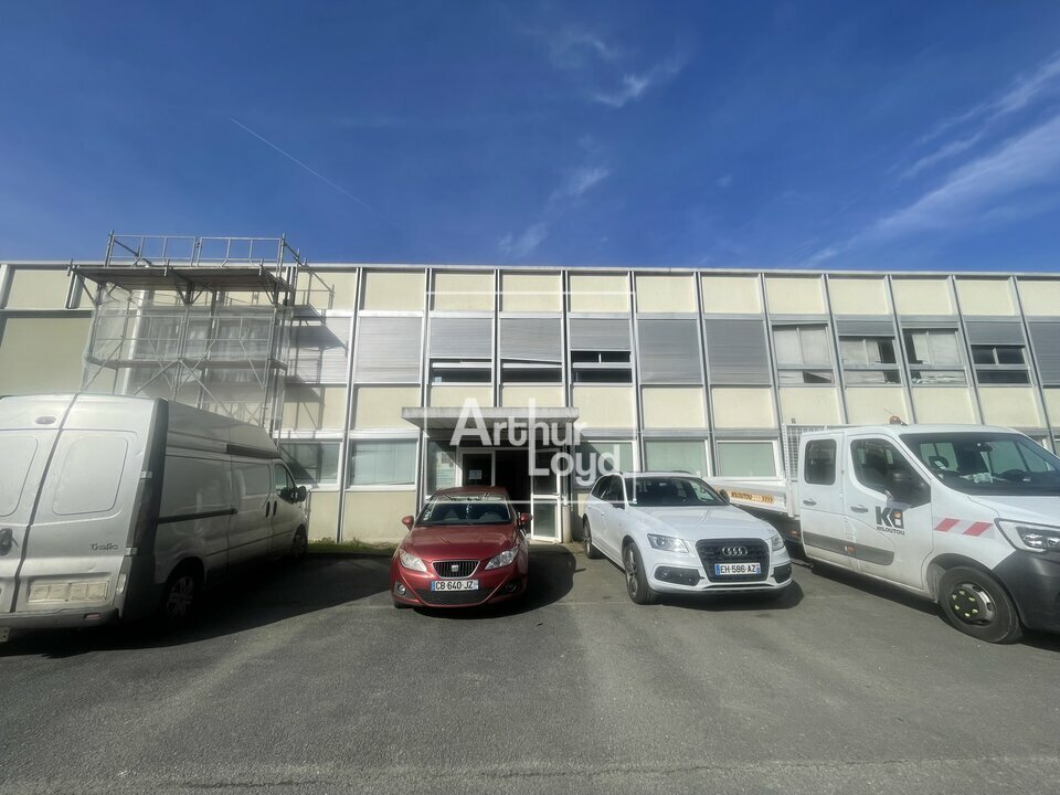 ARTHUR LOYD 77-91 VENTE-LOCAL D'ACTIVITE-PRINGY-77