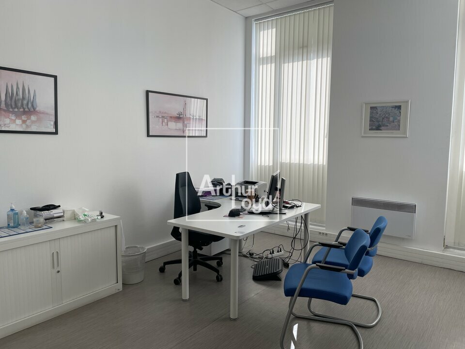 ARTHUR LOYD 77-91 VENTE-BUREAUX-LIEUSAINT-77
