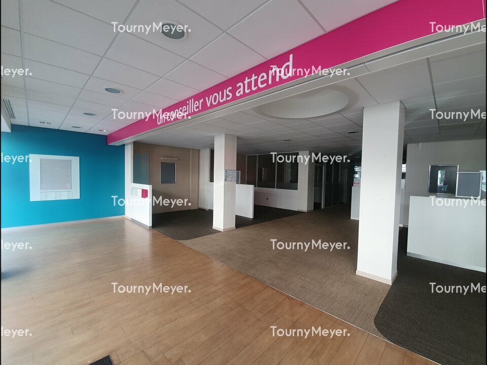 TOURNY MEYER LORIENT LOCATION-LOCAL COMMERCIAL-LORIENT-56