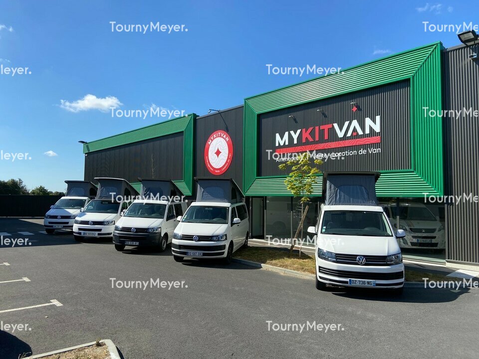 TOURNY MEYER NANTES VENTE-LOCAL D'ACTIVITE-LES_SORINIERES-44