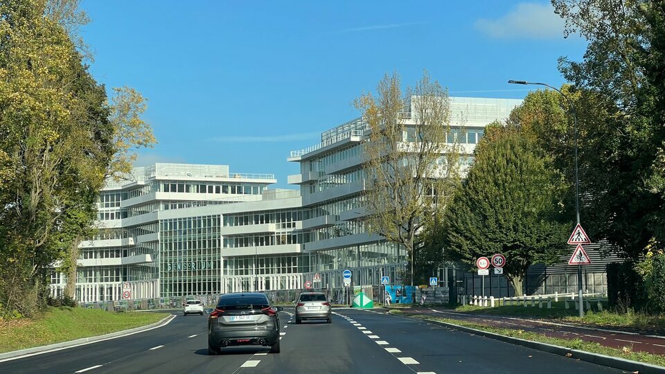 TOSTAIN ET LAFFINEUR LOCATION-BUREAUX-LA_MADELEINE-59