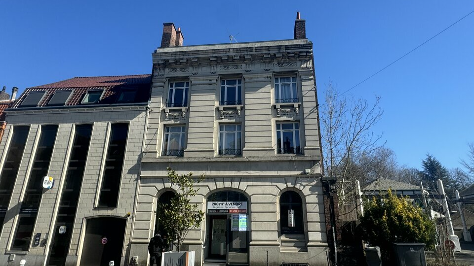 TOSTAIN ET LAFFINEUR VENTE-BUREAUX-LA_MADELEINE-59
