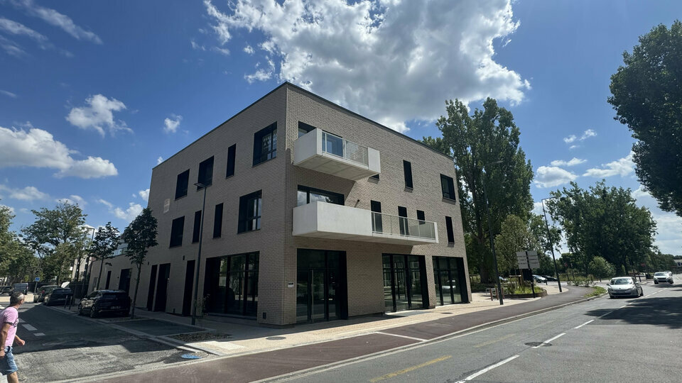TOSTAIN ET LAFFINEUR VENTE-BUREAUX-LA_MADELEINE-59