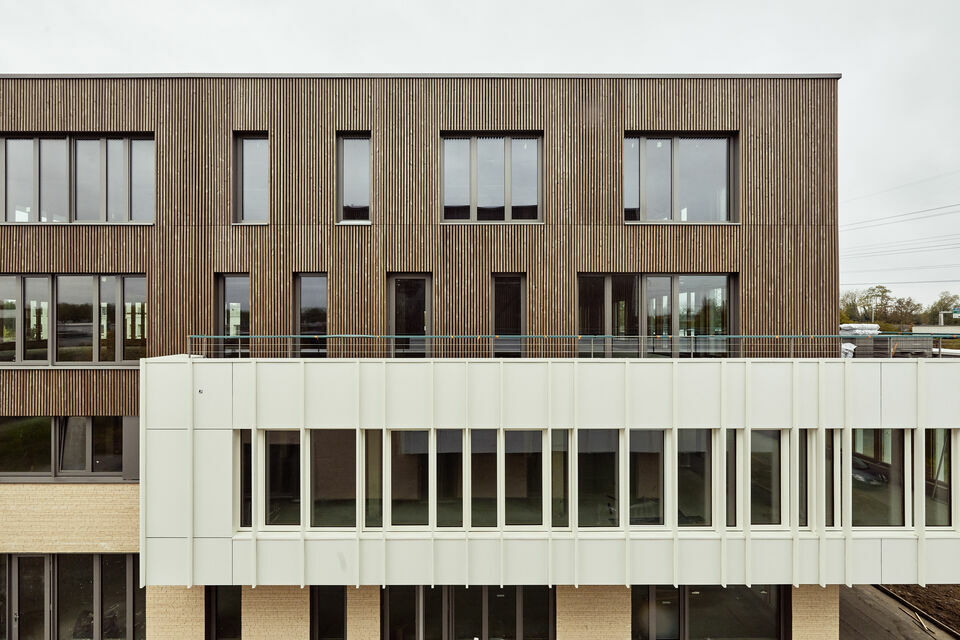 TOSTAIN ET LAFFINEUR LOCATION-BUREAUX-MARCQ_EN_BAROEUL-59