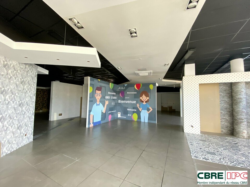 CBRE IPC LOCATION-LOCAL COMMERCIAL-ANGLET-64