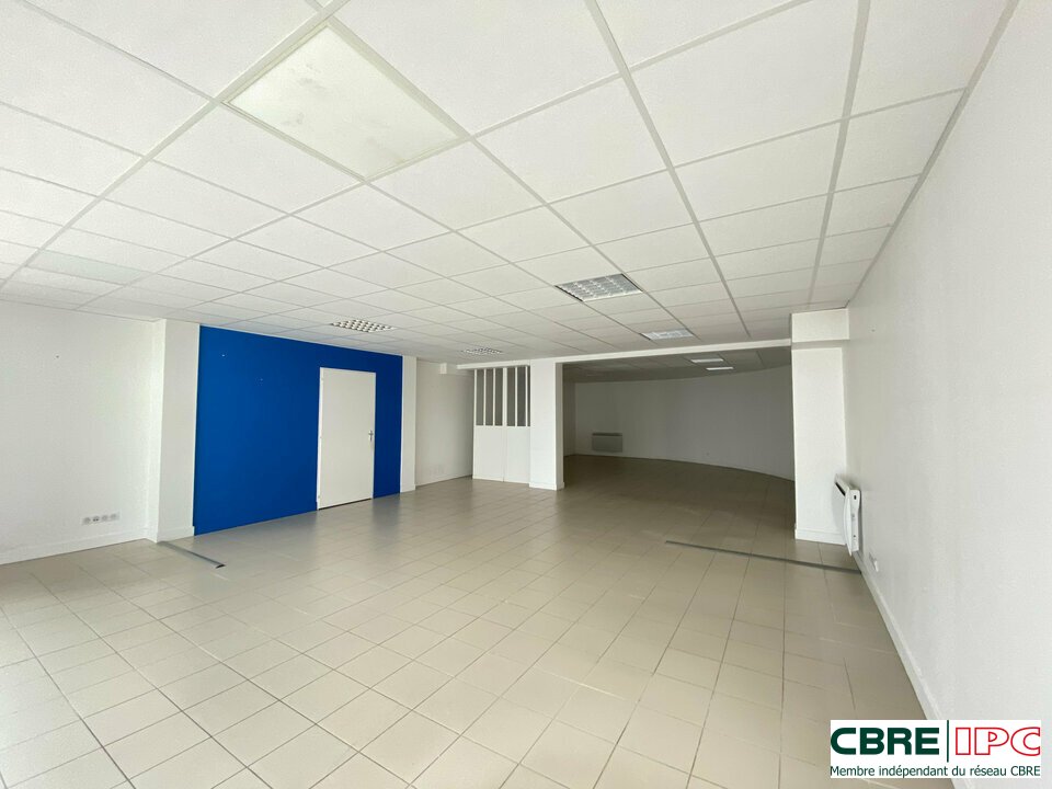 CBRE IPC LOCATION-BUREAUX-BAYONNE-64